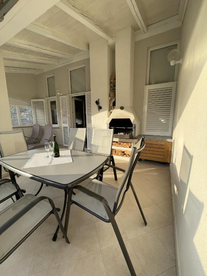 Vacation Family House On The Beach สตารา โนวัลยา ภายนอก รูปภาพ