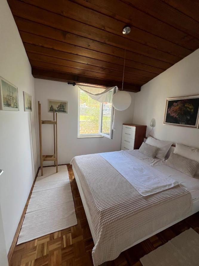 Vacation Family House On The Beach สตารา โนวัลยา ภายนอก รูปภาพ